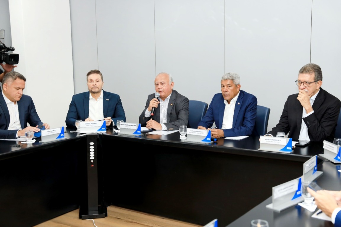 Imagem de Governador e representantes da Fieb discutem impactos do tarifaço 