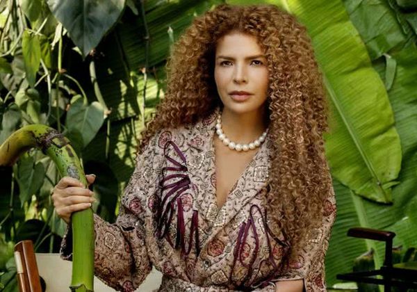 Imagem de Vanessa da Mata é confirmada na Fligê 2025