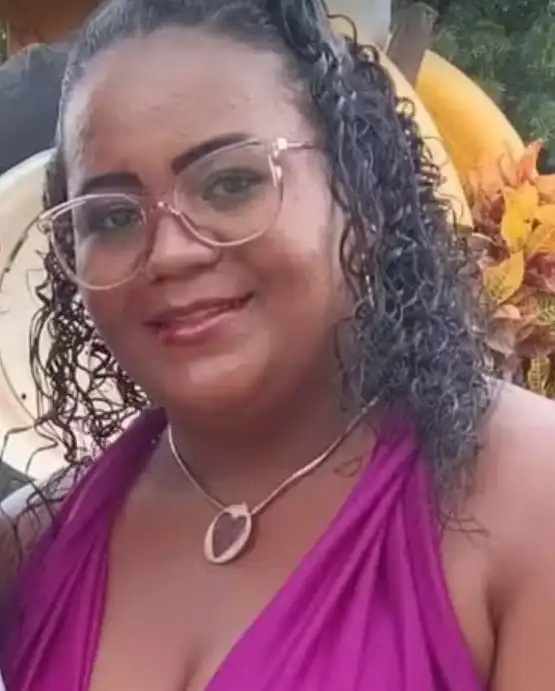 Imagem de Mulher é morta pelo companheiro como oito golpes de faca na Bahia