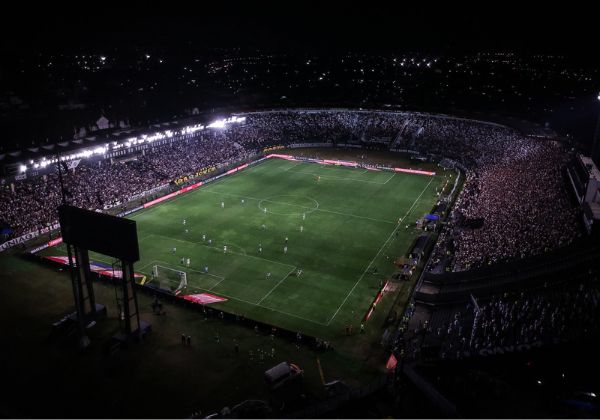 Imagem de Vasco x Bahia: onde assistir, prováveis escalações e arbitragem