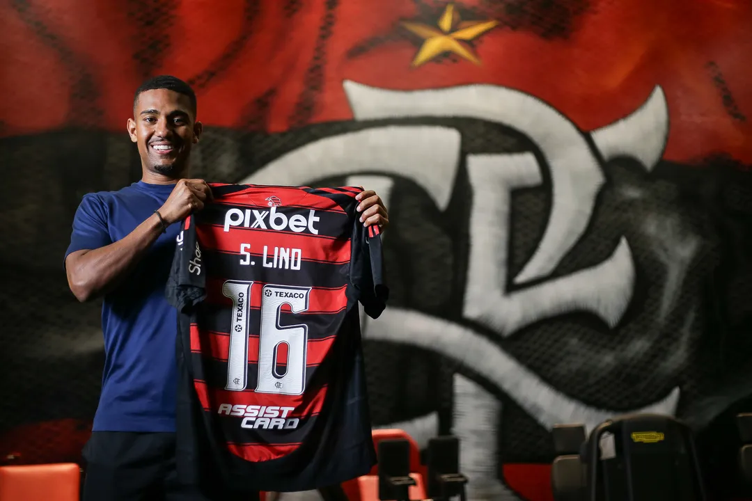 Imagem de Flamengo provoca rivais do Brasileirão ao anunciar contratação mais cara da sua história