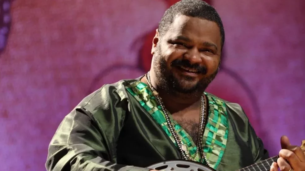 Imagem de Ícone do samba, cantor e compositor Arlindo Cruz morre aos 66 anos