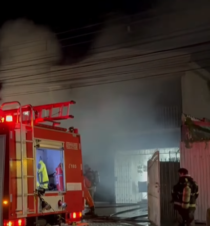 Imagem de Casa pega fogo após problema elétrico em Santo Antônio de Jesus