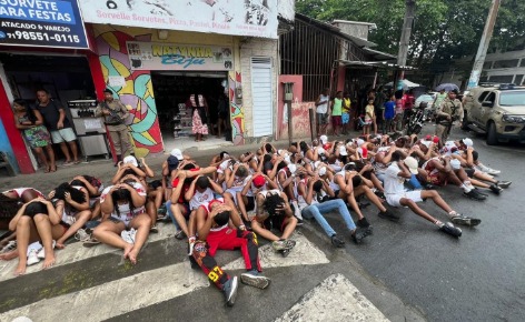 Imagem de PM apreende armas caseiras com integrantes da torcida organizada do Vitória