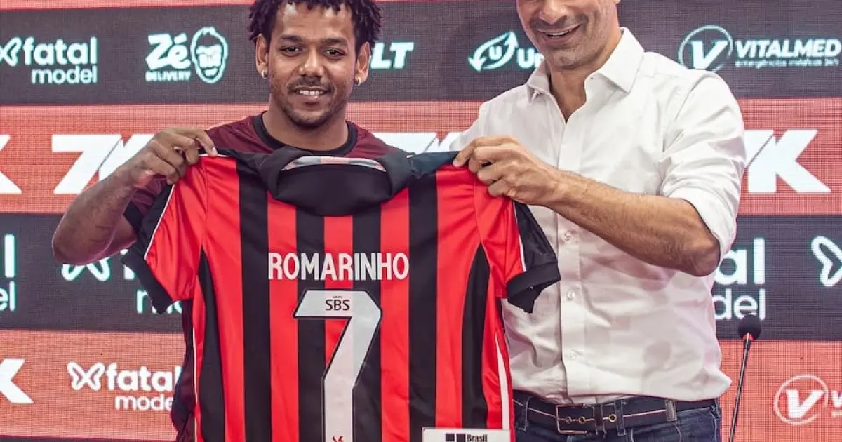 Imagem de Novo camisa 7 do Vitória, Romarinho é apresentado e projeta estreia contra o Palmeiras