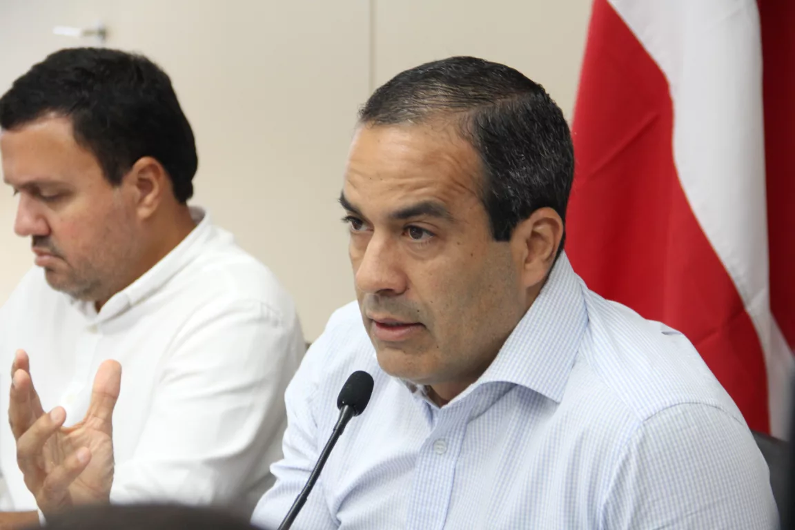 Imagem de Após greve, Prefeitura de Salvador aumenta auxílio-alimentação para servidores