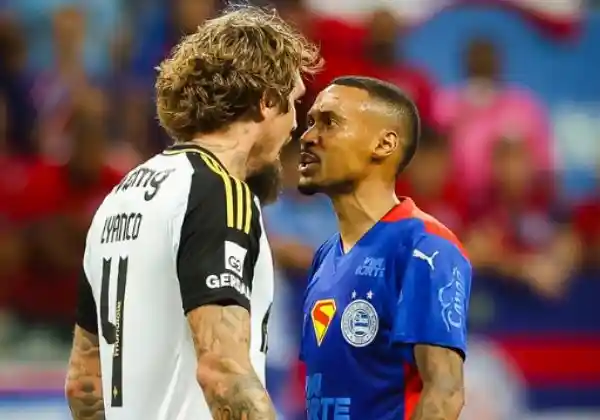 Imagem de Bahia vence Atlético-MG com gol nos acréscimos e volta ao G-4 do Brasileirão