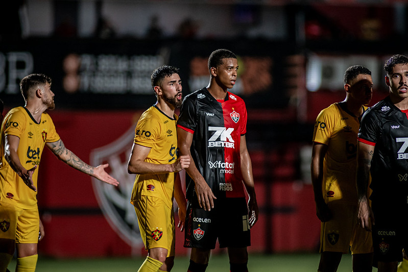 Imagem de Vitória defende invencibilidade de seis anos contra o Sport
