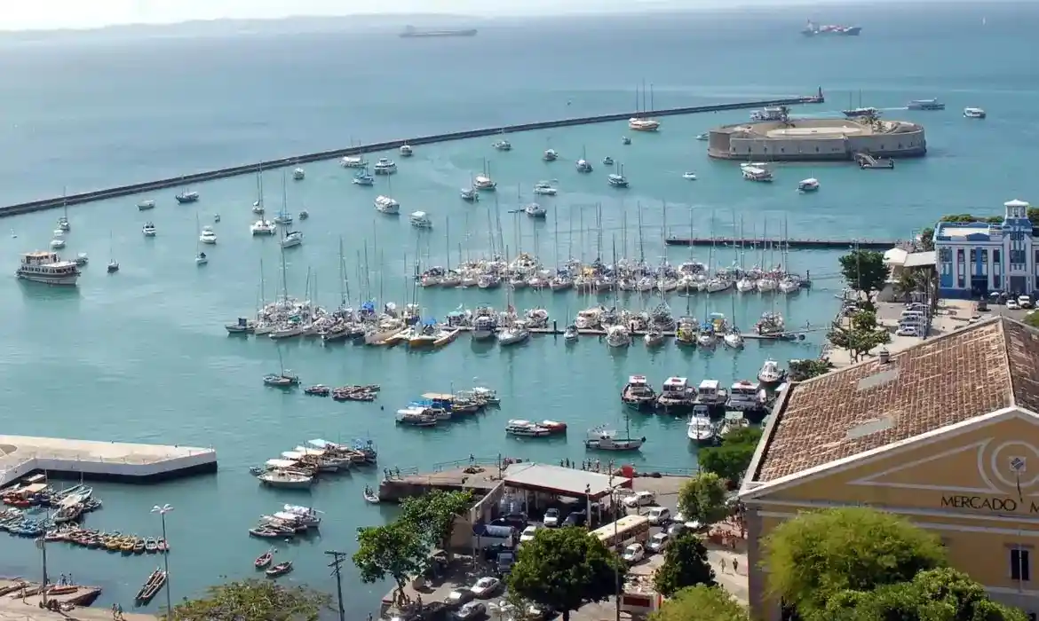 Imagem de Bahia lidera interesse turístico no Brasil em 2024 com três destinos no Top 10 nacional
