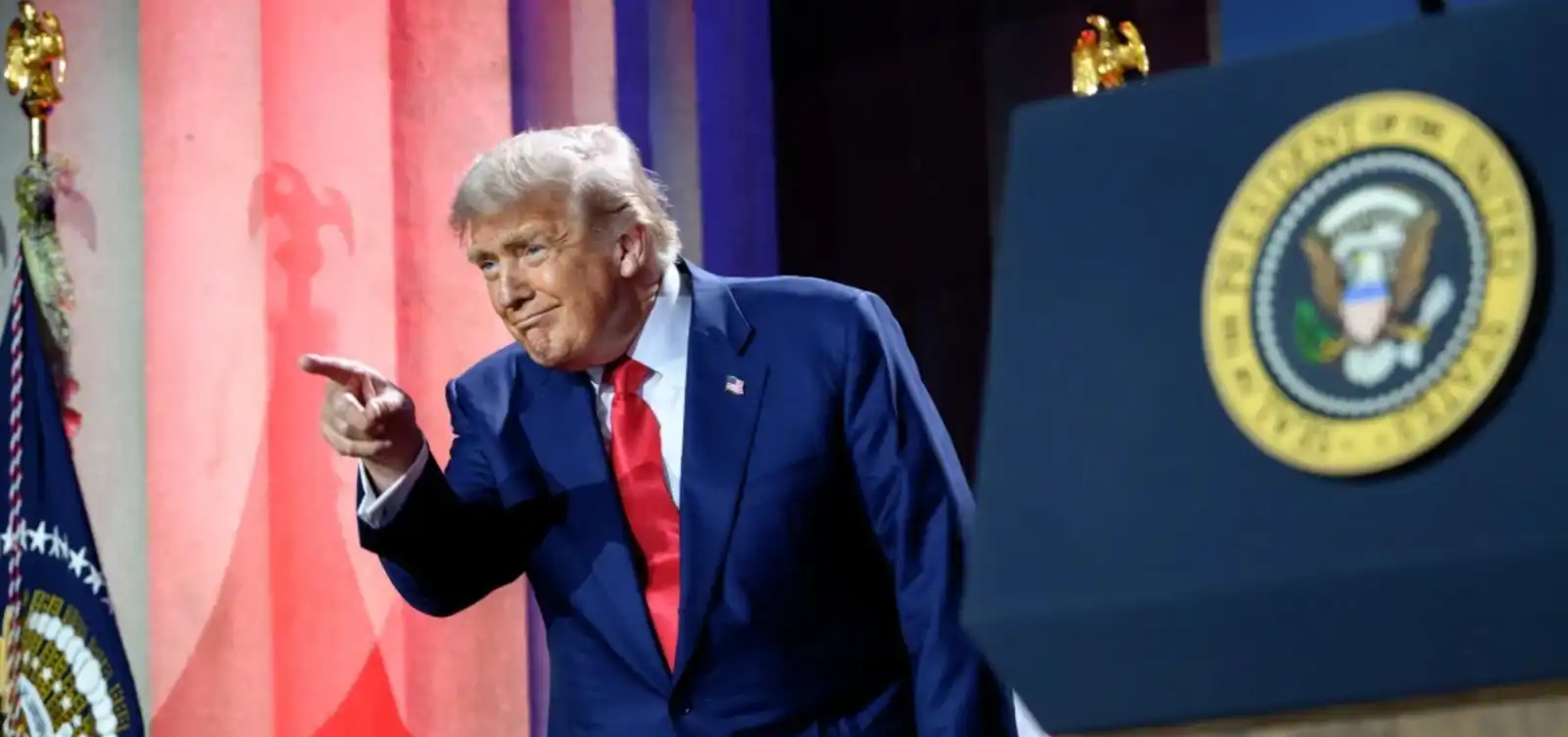 Imagem de Trump mira bancos com novo decreto contra discriminação a conservadores