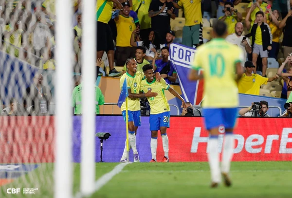Imagem de Brasil joga bem e vence o Chile por 3x0 no Maracanã