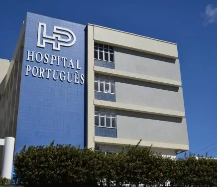 Imagem de Funcionários do Hospital Português denunciam atraso salarial e suspensão de benefícios