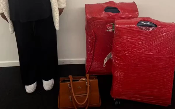 Imagem de Mulher é presa na Suíça após sair de Salvador com cocaína escondida na mala