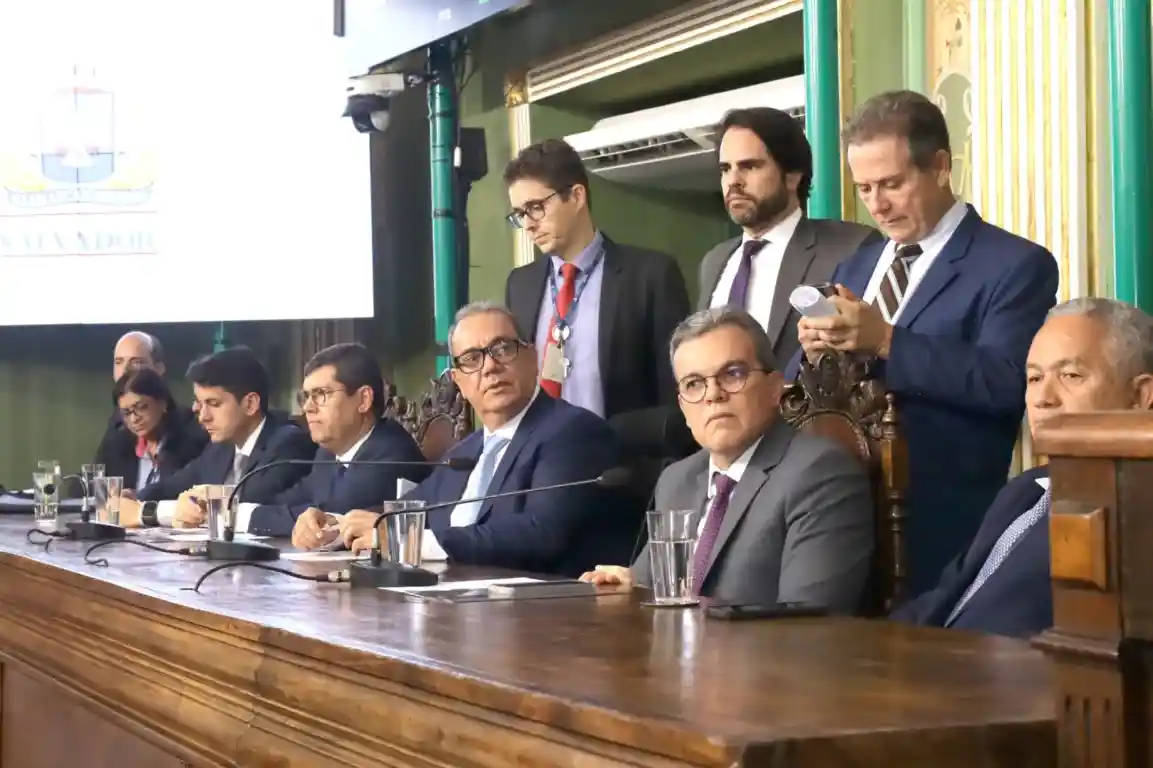CMS/Antonio Queiros