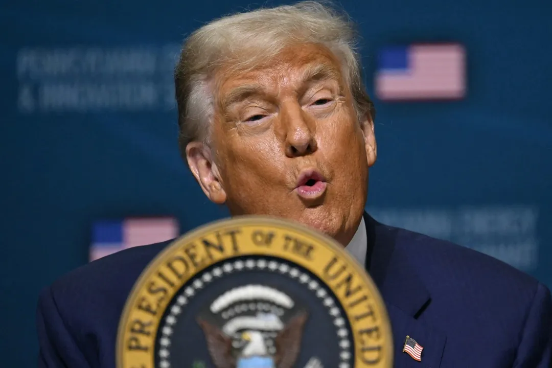 Imagem de Governo Trump coloca Pix na mira e aponta prática desleal do Brasil em relatório comercial