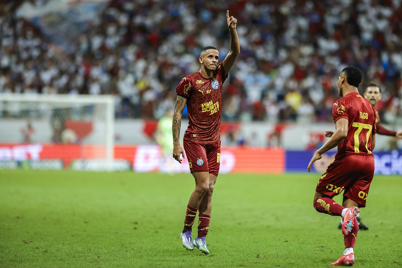 Imagem de Bahia empata com Fluminense e se mantém no G-4