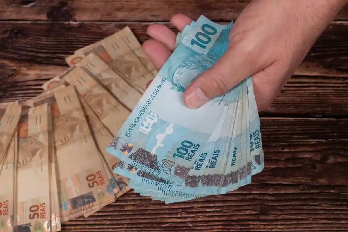 Imagem de Quase 50 milhões de pessoas ainda têm 'dinheiro esquecido' nos bancos; veja se você está entre eles