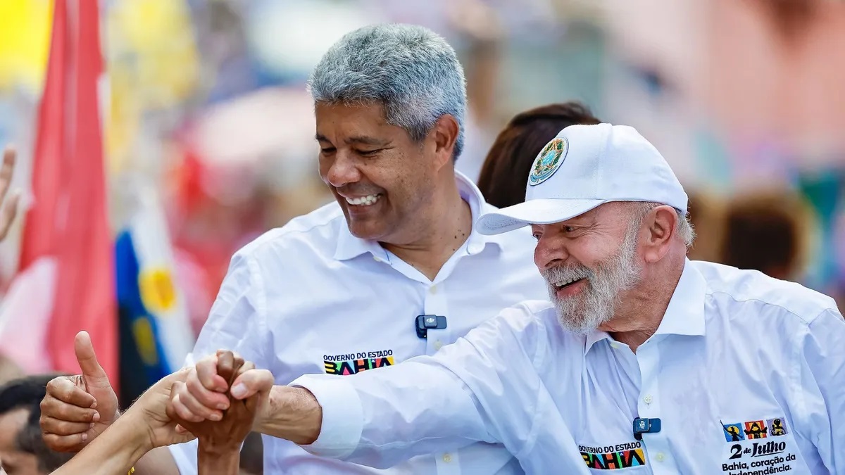 Imagem de Lula confirma intenção de disputar reeleição em 2026 e mira recorde histórico