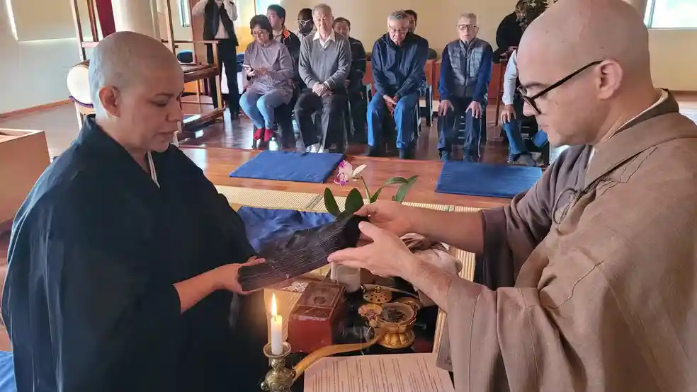 Imagem de Baiana se torna primeira monja zen budista afro-indígena em linhagem japonesa de 700 anos