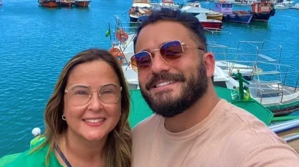 Imagem de Homem mata a própria mãe enforcada após contrair dívidas em apostas