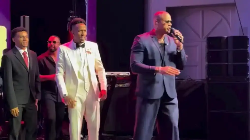 Imagem de Léo Santana embala casamento luxuoso de jogador da Seleção Brasileira