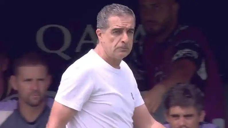 Imagem de Após eliminação no mundial de clubes, Botafogo demite Renato Paiva, ex-Bahia
