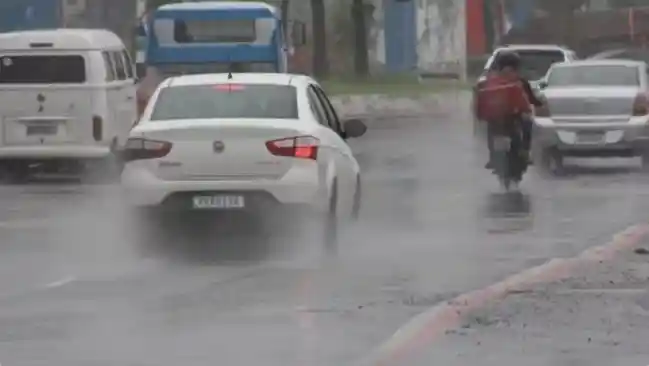 Imagem de Inmet emite alerta amarelo para mais de 100 cidades na Bahia
