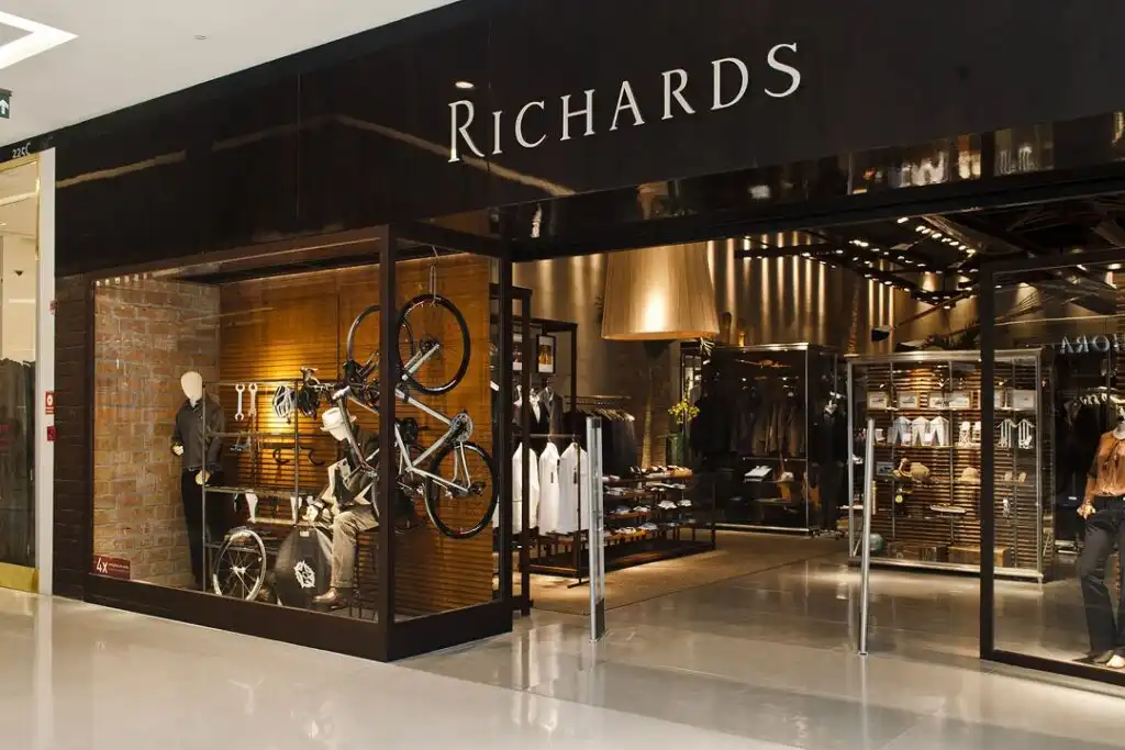 Imagem de Golpe? Clientes denunciam loja Richards por produtos não entregues