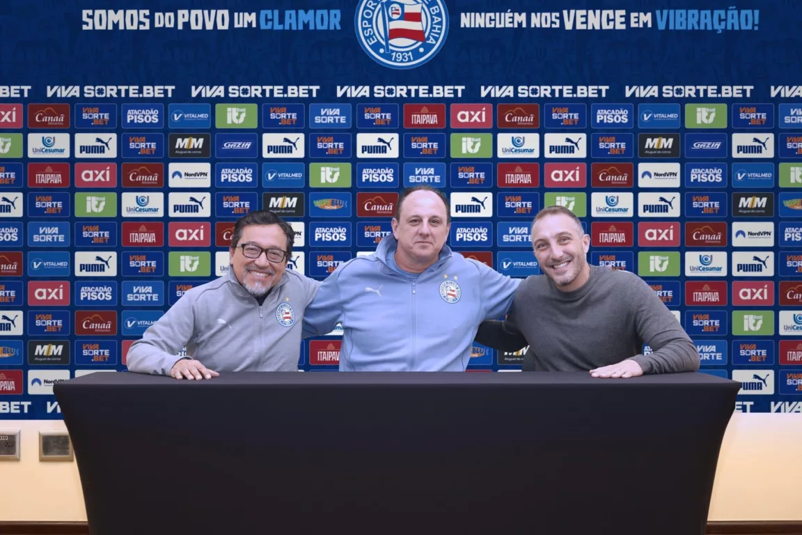 Imagem de Bahia renova contrato com Rogério Ceni até 2027