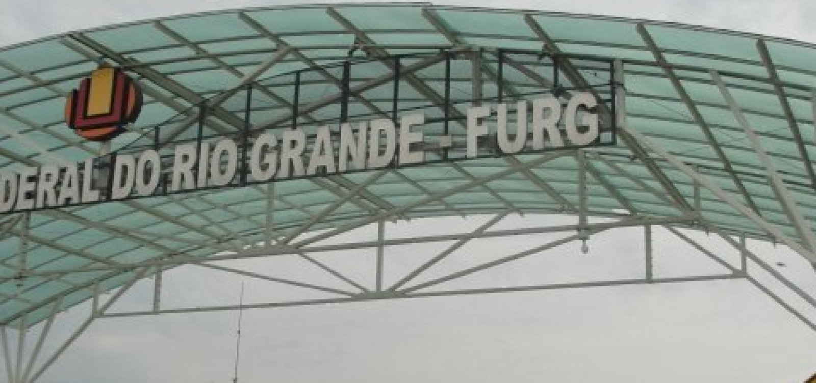 Imagem de Juiz anula cotas para pessoas trans em universidade do RS e pede cancelamento de matrículas